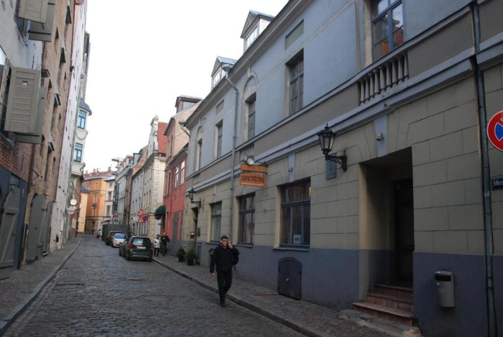 Amber Private Rooms Riga Bagian luar foto