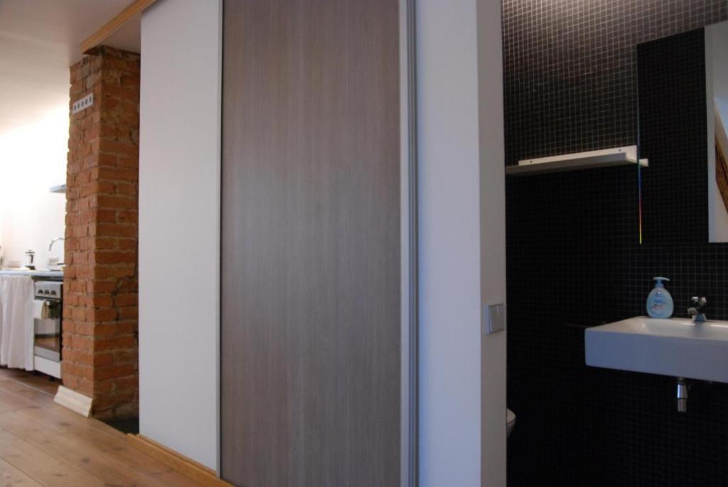 Amber Private Rooms Riga Bagian luar foto